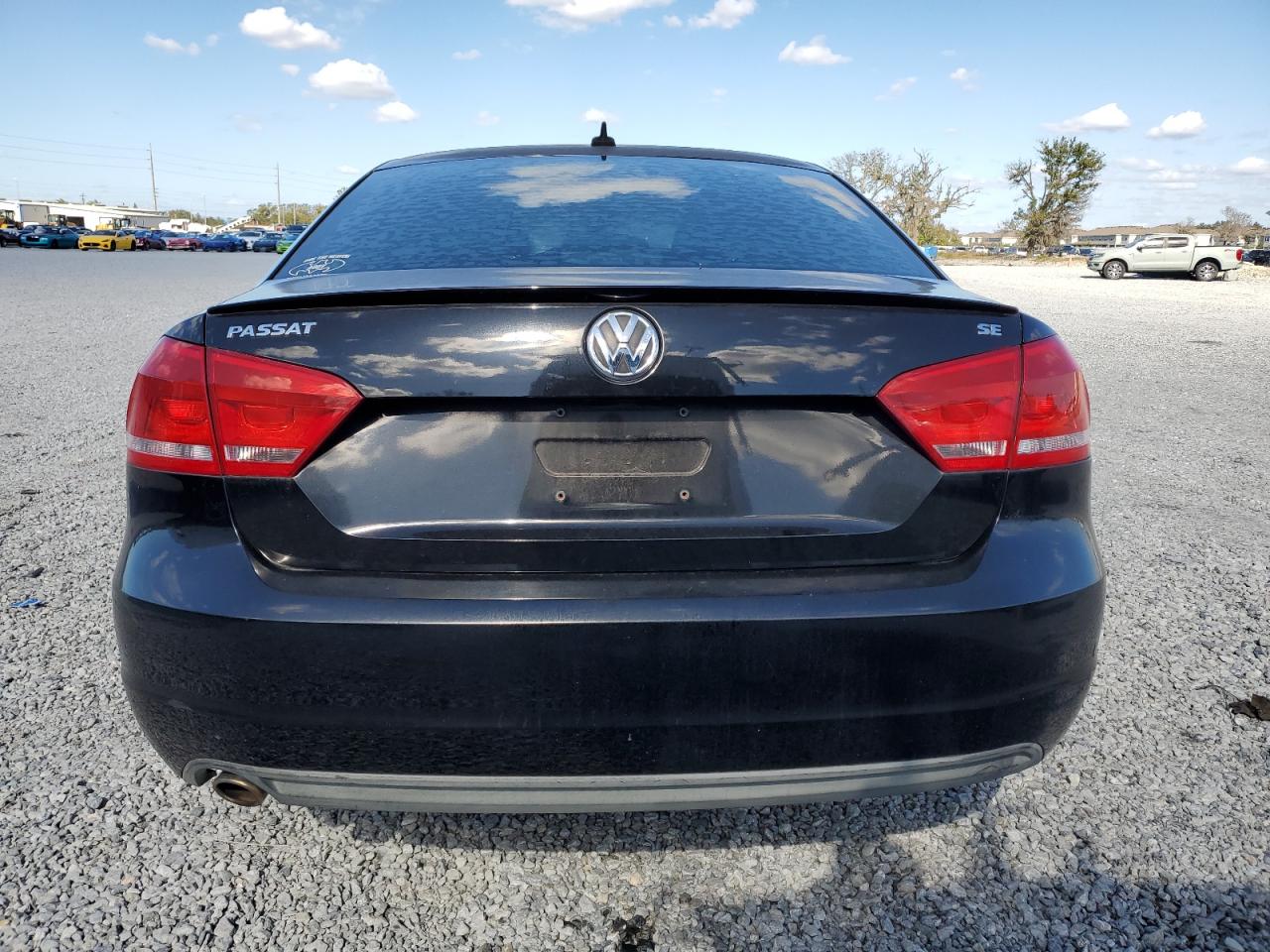 Lot #3044612234 2012 VOLKSWAGEN PASSAT SE