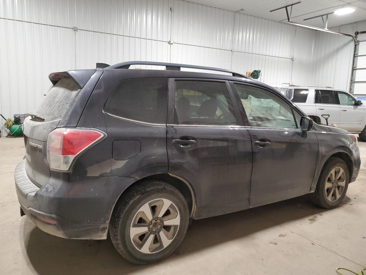 Lot #3026184268 2018 SUBARU FORESTER 2