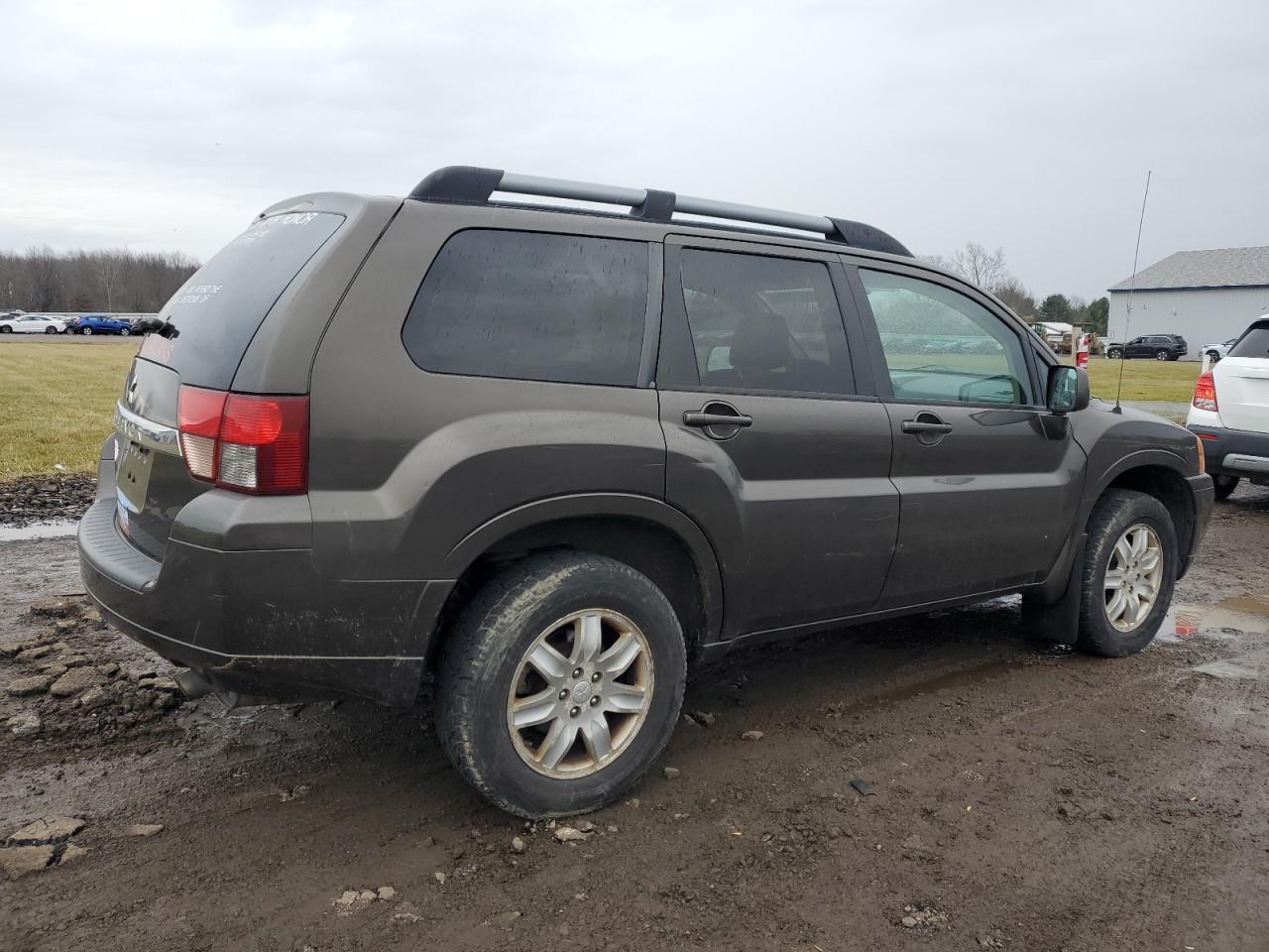 Lot #3049572677 2011 MITSUBISHI ENDEAVOR L