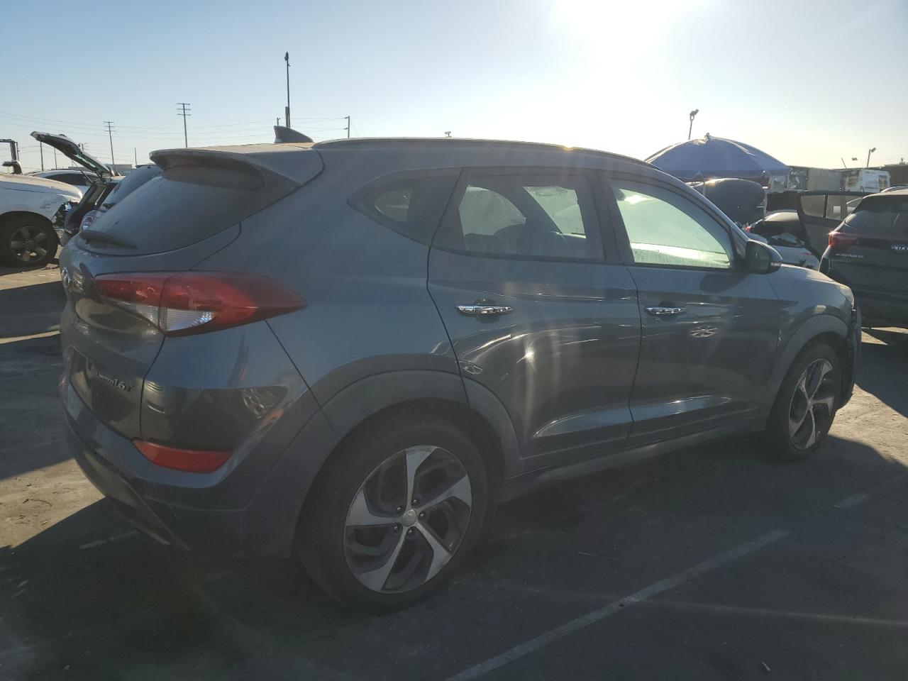 Lot #3029474697 2016 HYUNDAI TUCSON LIM