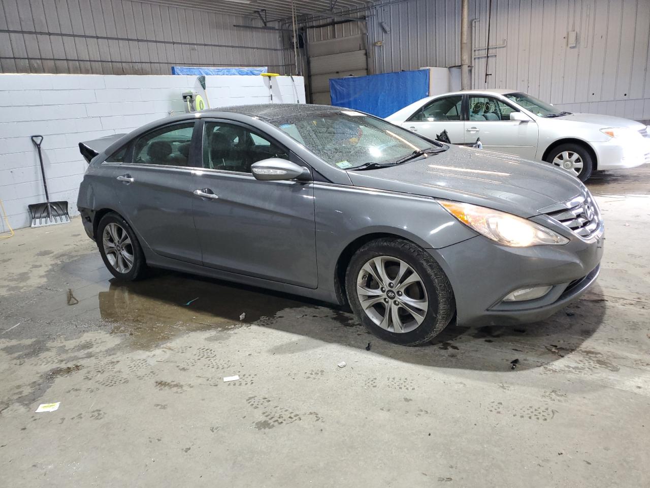 Lot #3037050721 2013 HYUNDAI SONATA SE