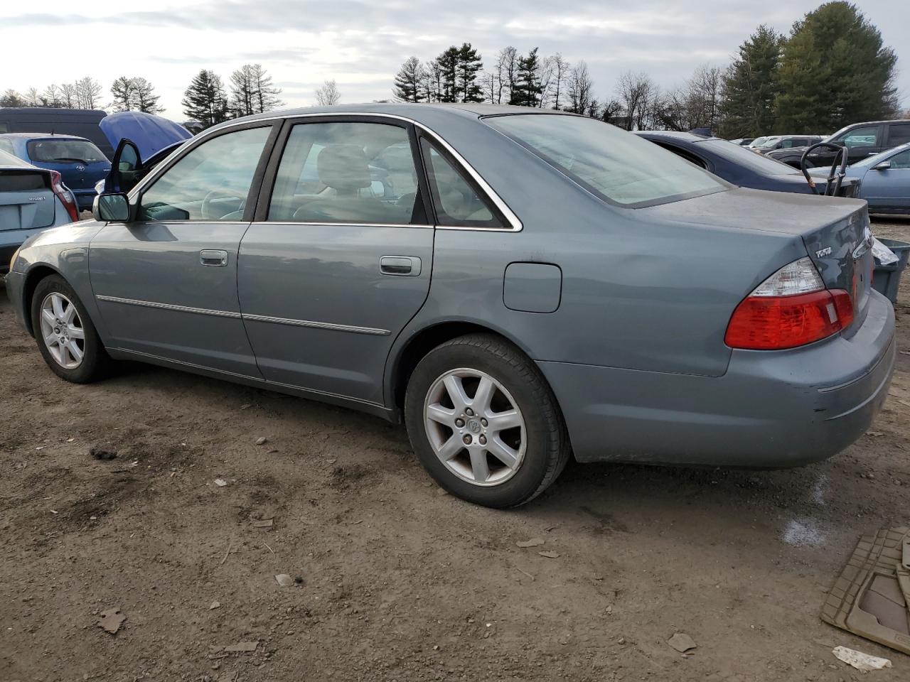 Lot #3037013726 2004 TOYOTA AVALON XL