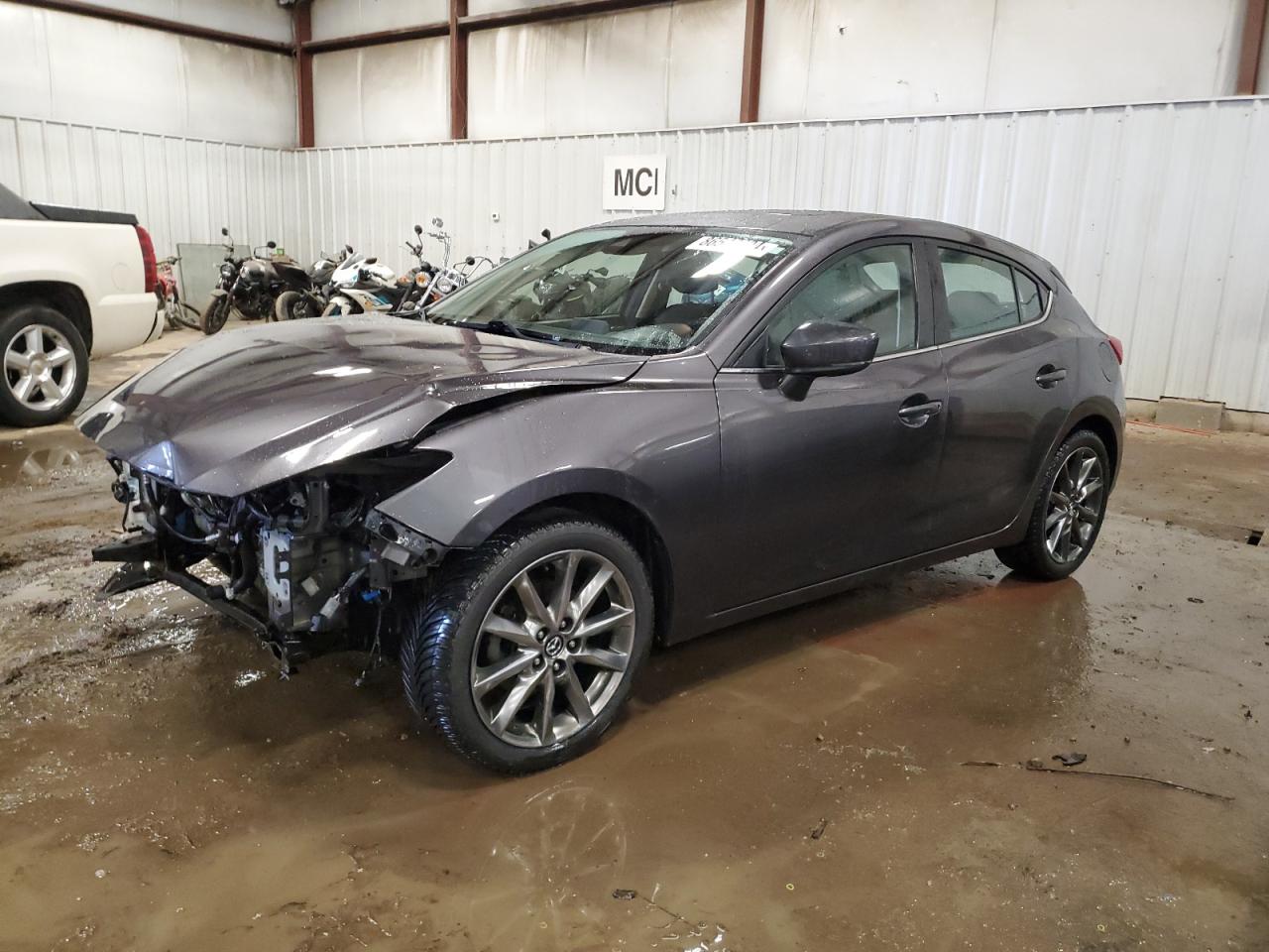  Salvage Mazda 3