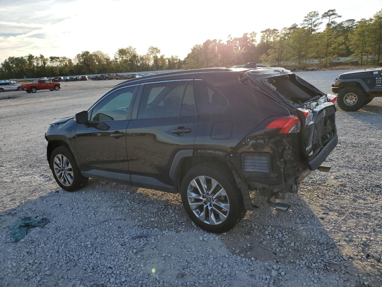 Lot #3036926724 2020 TOYOTA RAV4 XLE P