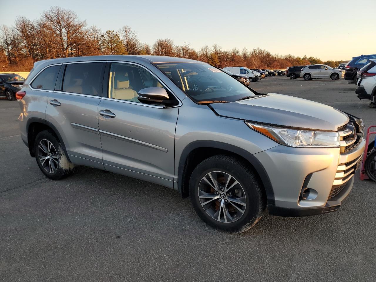 Lot #3052498129 2018 TOYOTA HIGHLANDER