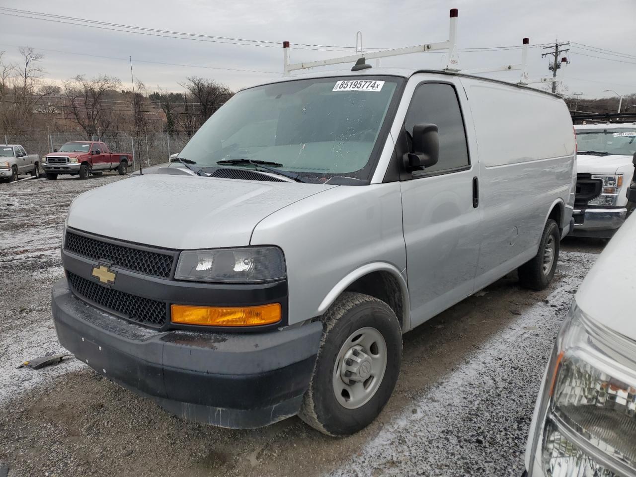 Lot #3034423735 2019 CHEVROLET EXPRESS G2