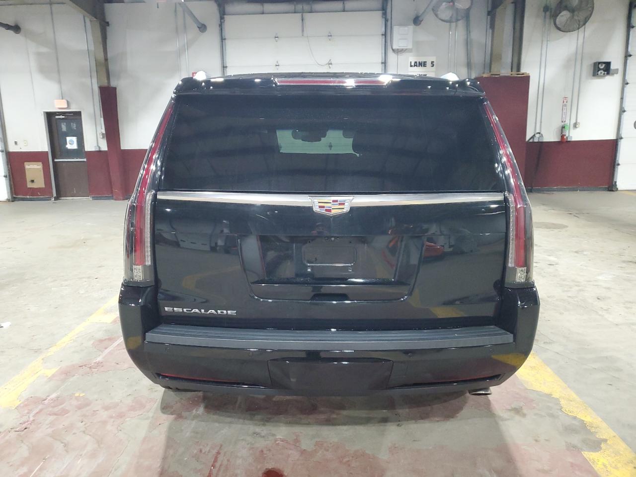 Lot #3040716775 2020 CADILLAC ESCALADE L