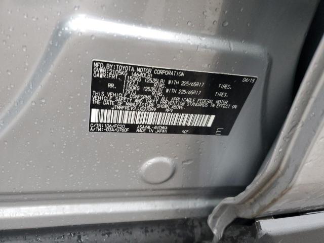 2018 TOYOTA RAV 4 JTMRFREV2JJ227099