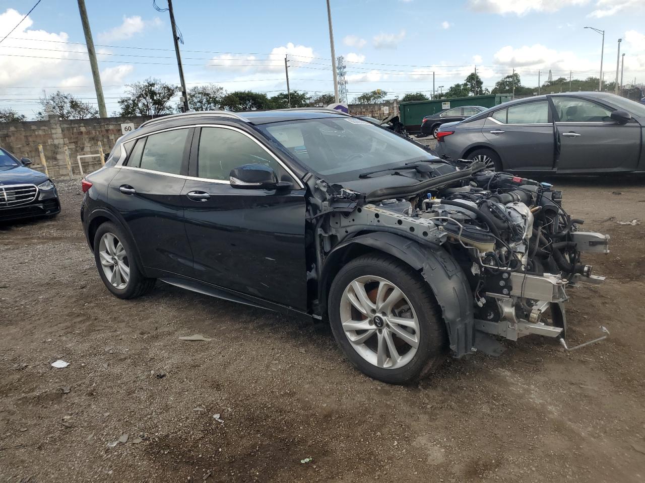 Lot #3044494732 2017 INFINITI QX30 BASE