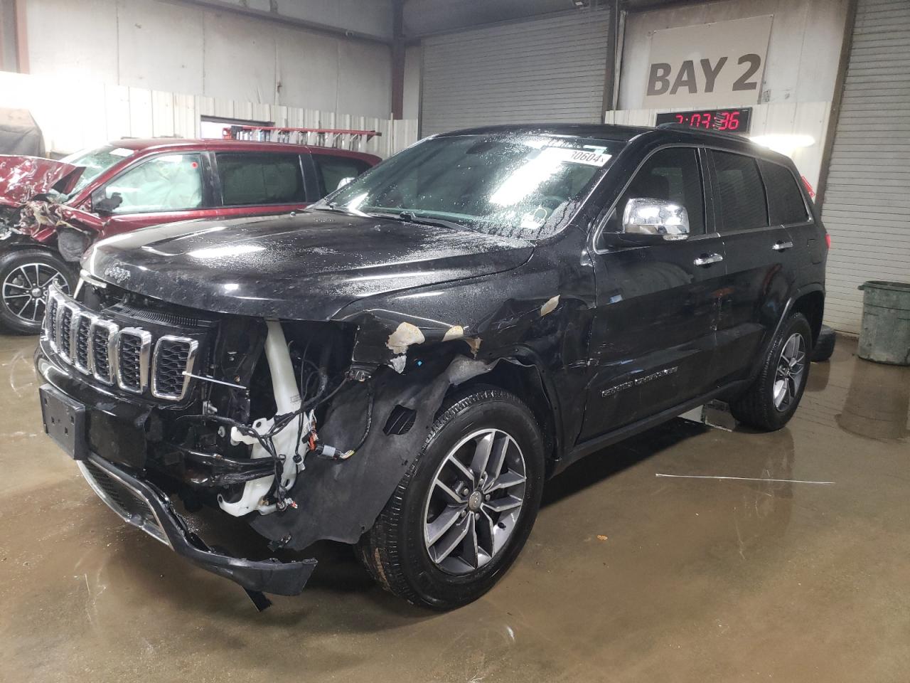  Salvage Jeep Grand Cherokee