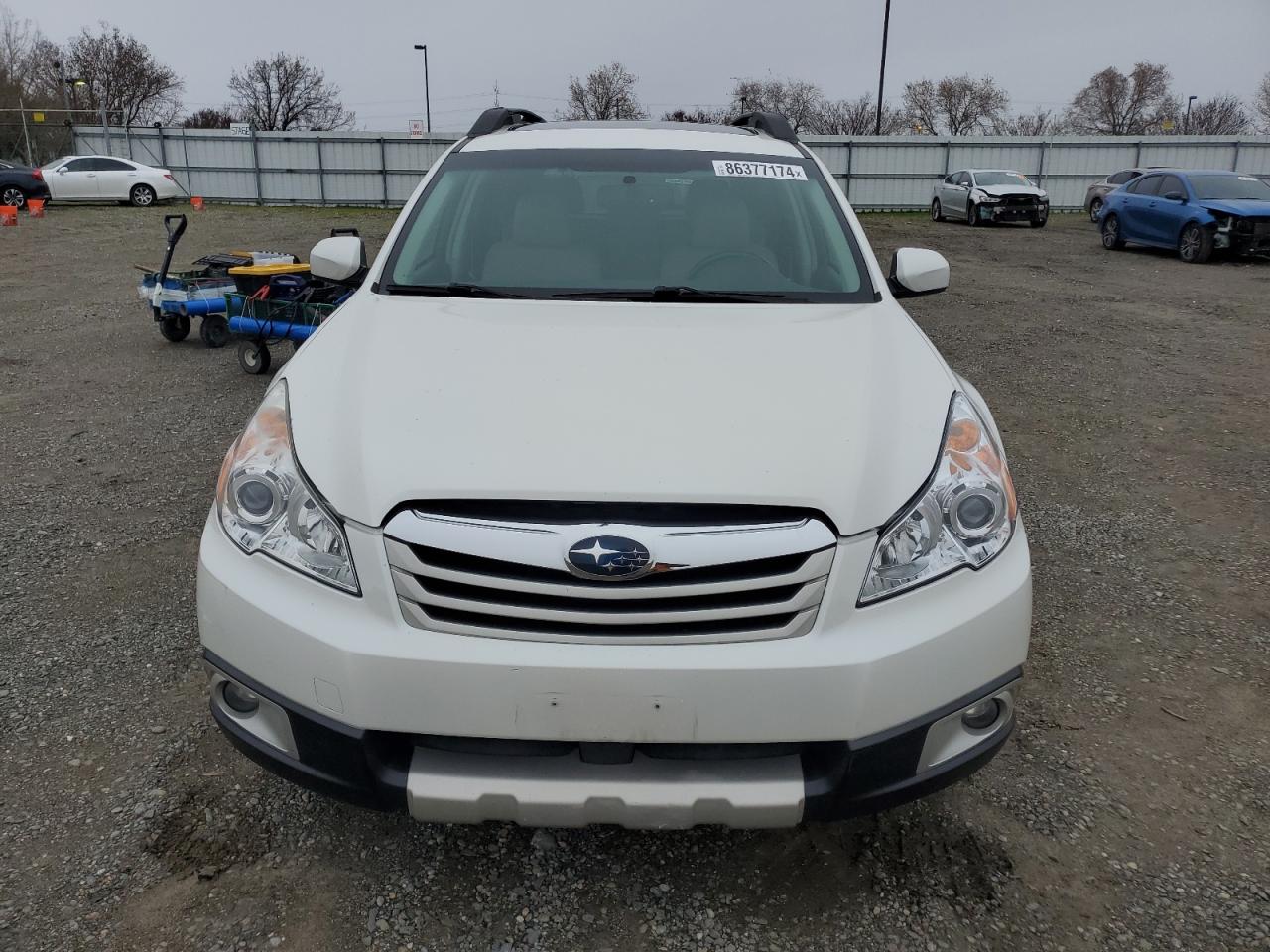 Lot #3037962187 2012 SUBARU OUTBACK 2.