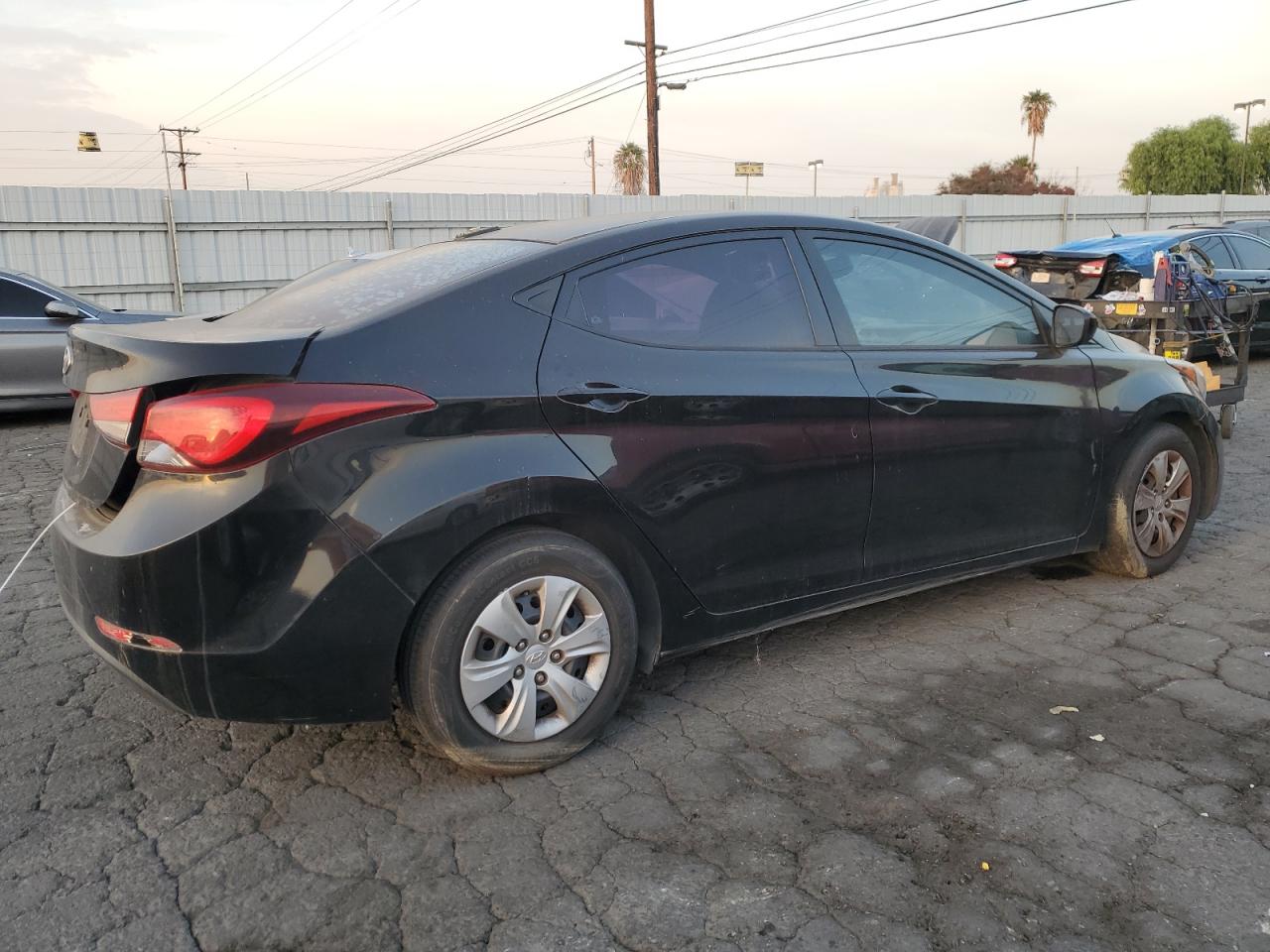 Lot #3048461887 2016 HYUNDAI ELANTRA SE