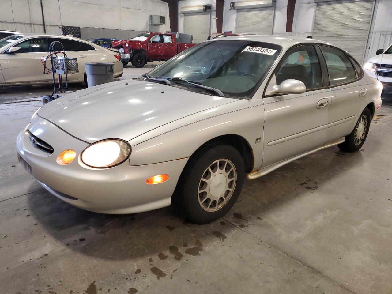 Lot #3036968726 1999 FORD TAURUS SE