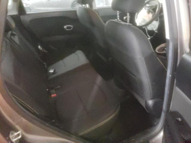 2016 KIA SOUL + - KNDJP3A52G7365700