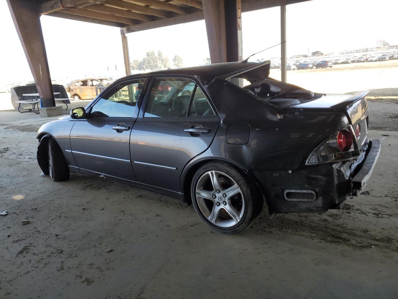 Lot #3024718758 2005 LEXUS IS 300