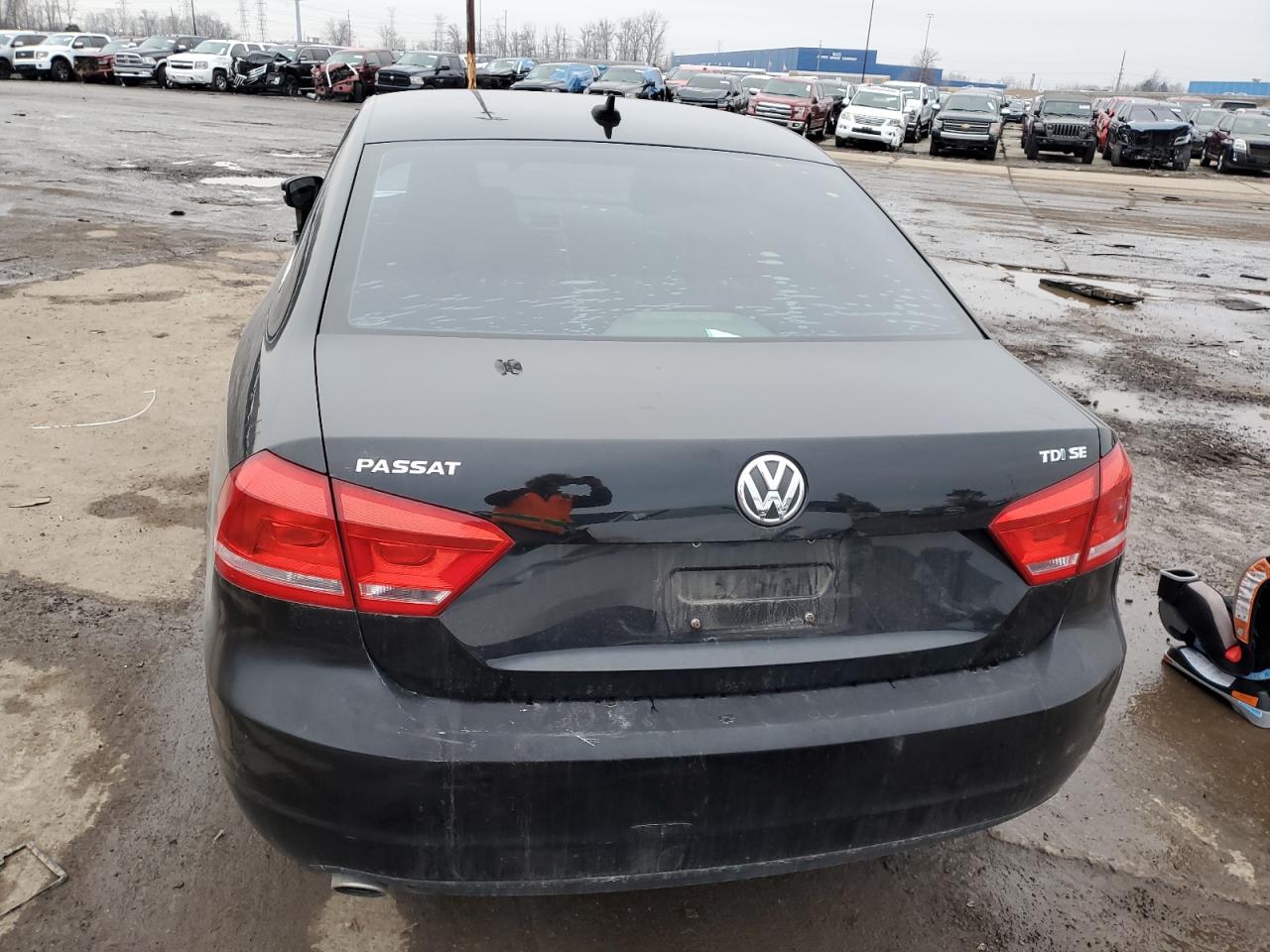 Lot #3038023229 2015 VOLKSWAGEN PASSAT SE