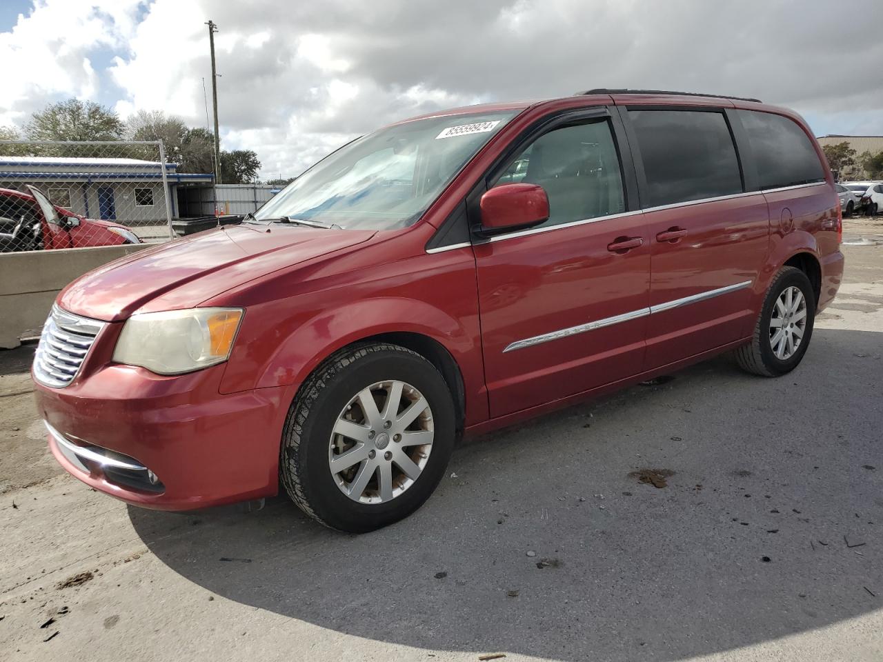  Salvage Chrysler Minivan