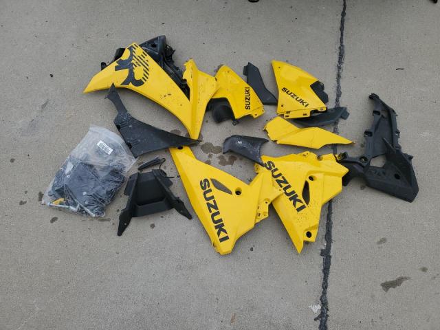 2024 SUZUKI GSX800 F JS1EM13B6R7102754