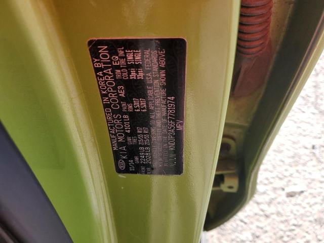 2015 KIA SOUL + - KNDJP3A56F7781974