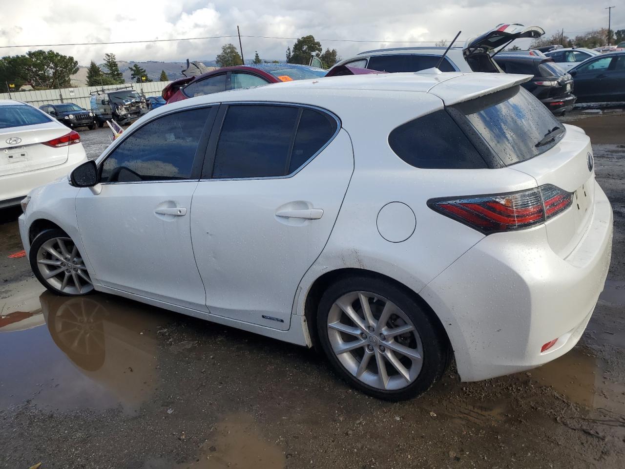 Lot #3051287677 2011 LEXUS CT 200