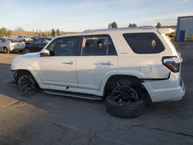 2020 TOYOTA 4RUNNER SR - JTEBU5JR9L5759904
