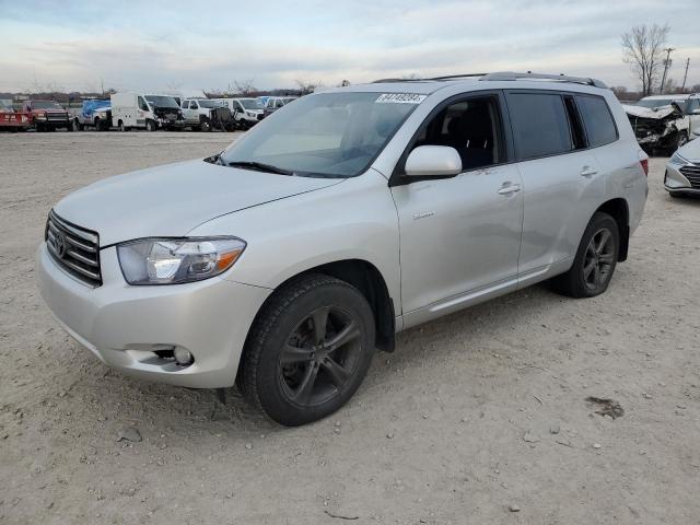 TOYOTA HIGHLANDER