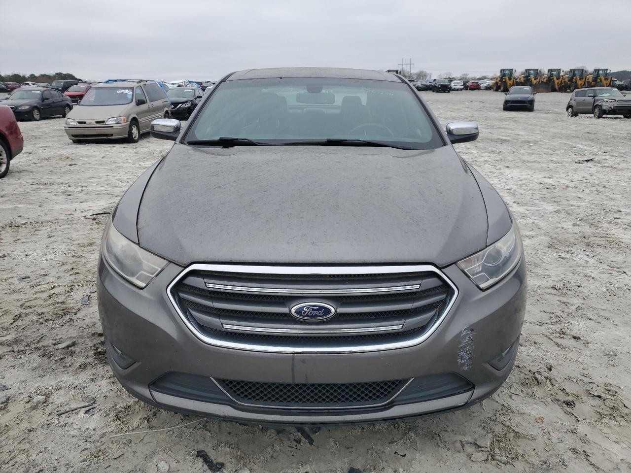 Lot #3029426710 2013 FORD TAURUS LIM