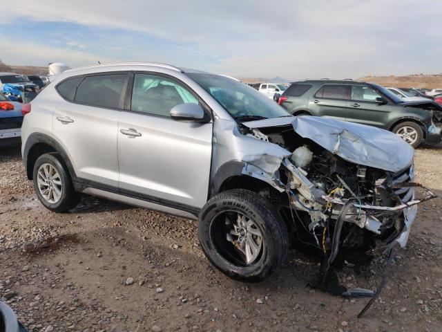 VIN KM8J3CA29GU268752 2016 HYUNDAI TUCSON no.4