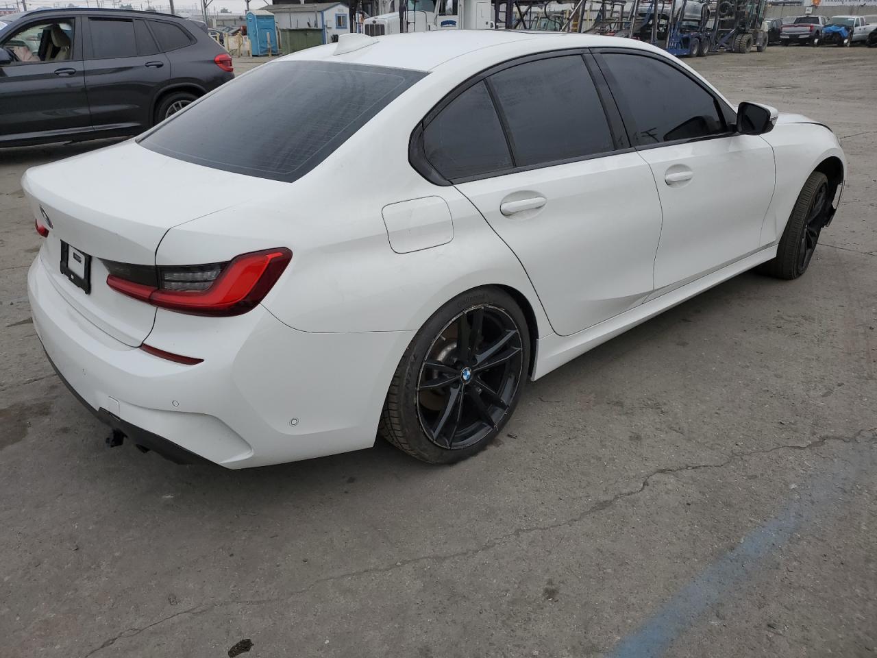 Lot #3034263093 2019 BMW 330XI