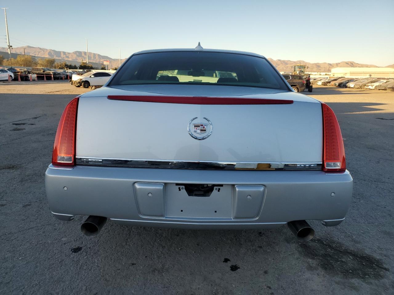 Lot #3028739727 2010 CADILLAC DTS LUXURY