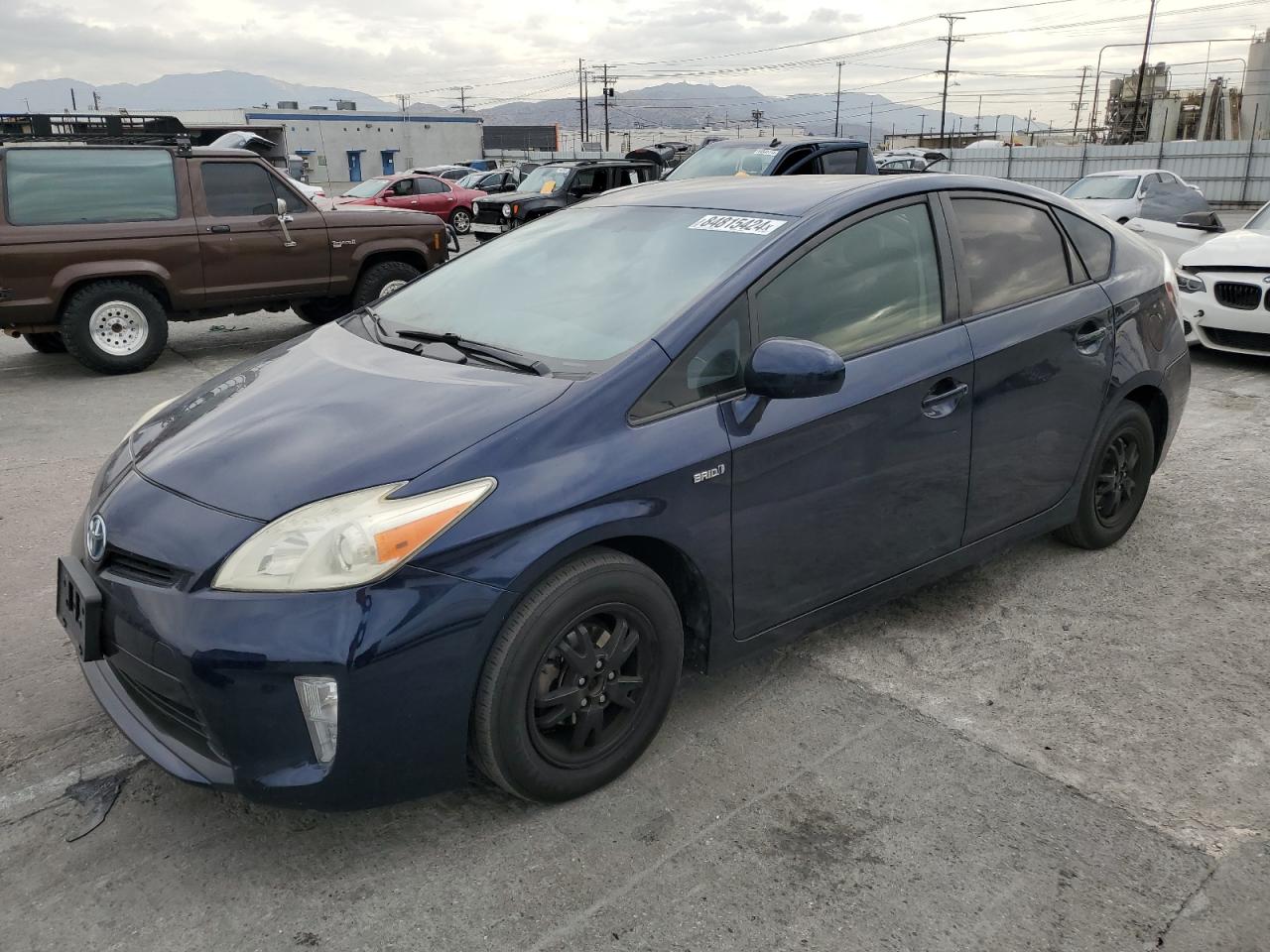  Salvage Toyota Prius