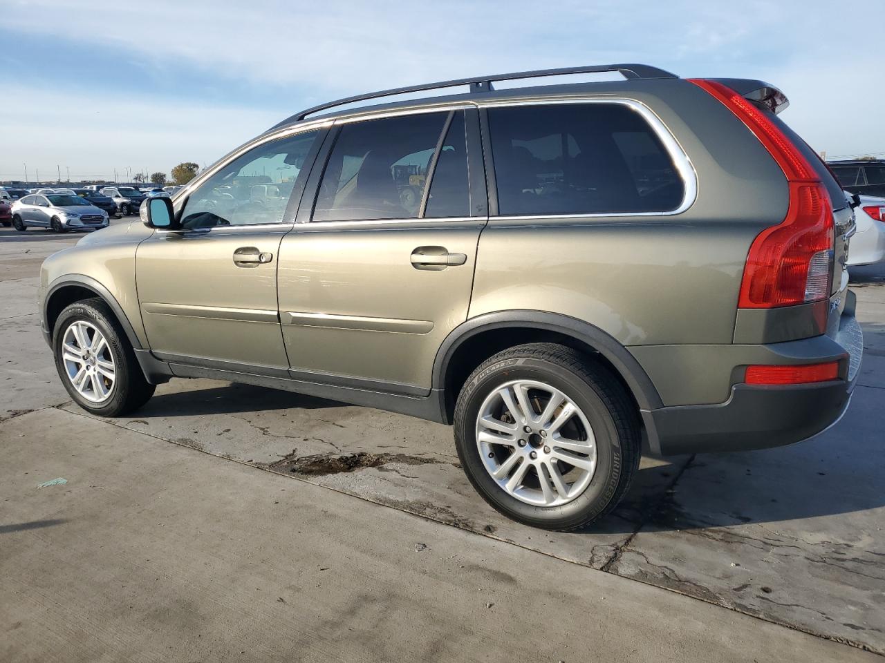 Lot #3024142821 2010 VOLVO XC90 3.2