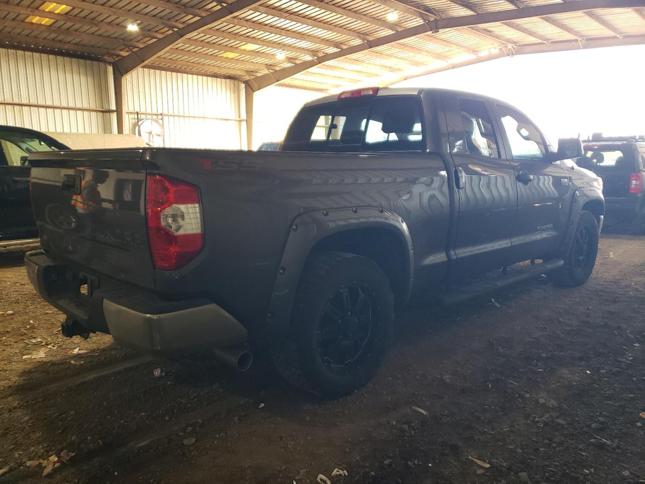 Lot #3034650391 2015 TOYOTA TUNDRA DOU