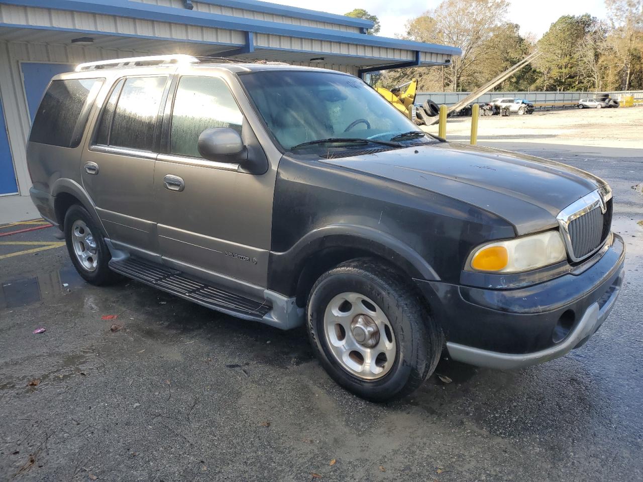 Lot #3030699113 2002 LINCOLN NAVIGATOR