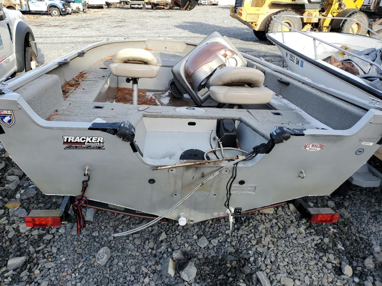 Lot #3052356616 2007 BOAT W/TRAILER