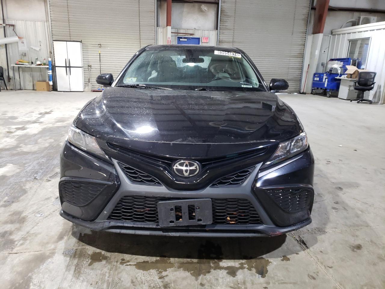 Lot #3024390544 2022 TOYOTA CAMRY SE