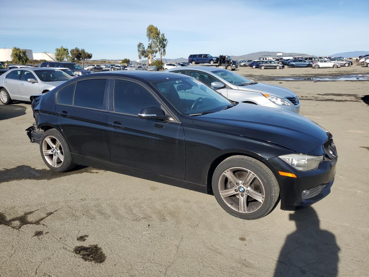 Lot #3042032211 2014 BMW 320 I