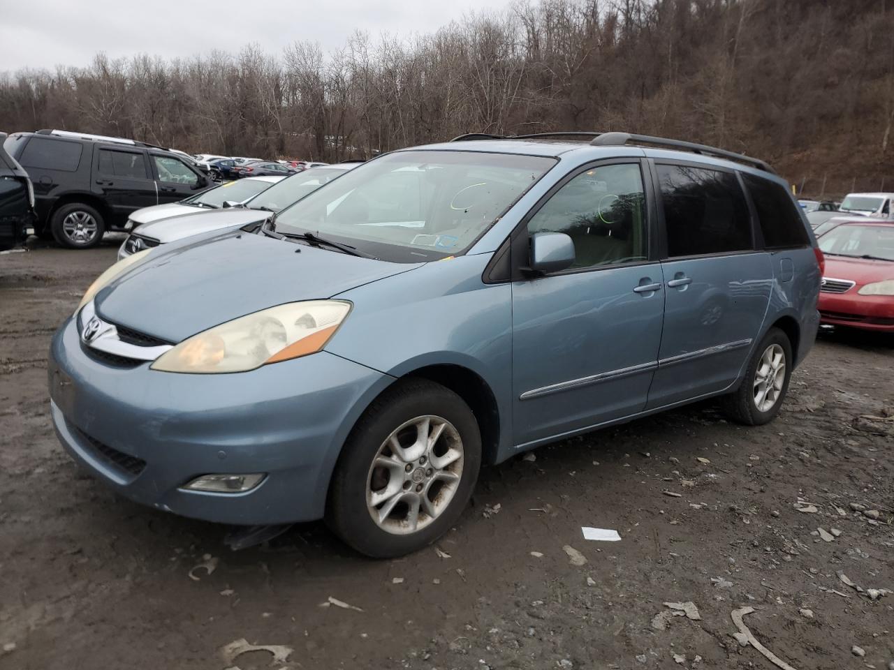 Lot #3030409458 2006 TOYOTA SIENNA XLE