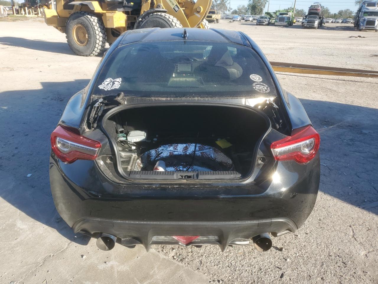 Lot #3056508356 2017 TOYOTA 86 BASE