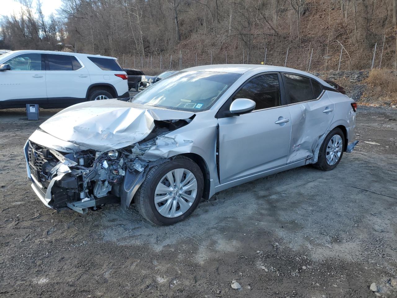  Salvage Nissan Sentra