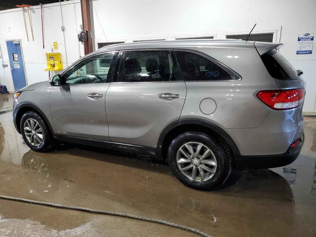 Lot #3025736321 2016 KIA SORENTO LX