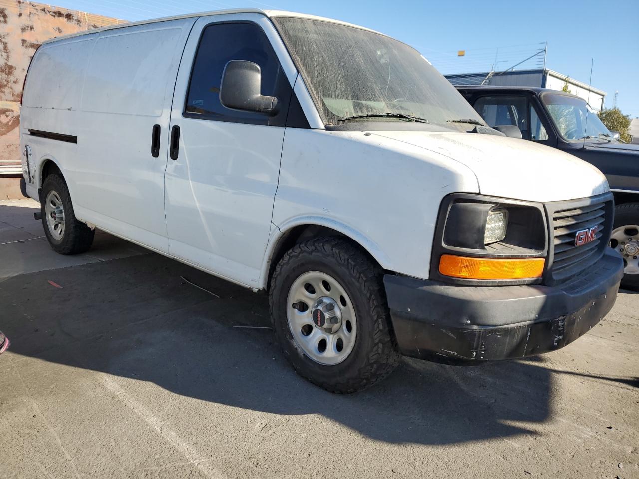 Lot #3034621765 2012 GMC SAVANA G15