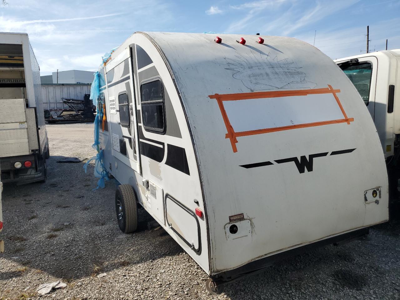 Lot #3048592890 2016 WINNEBAGO WINNEBAGO