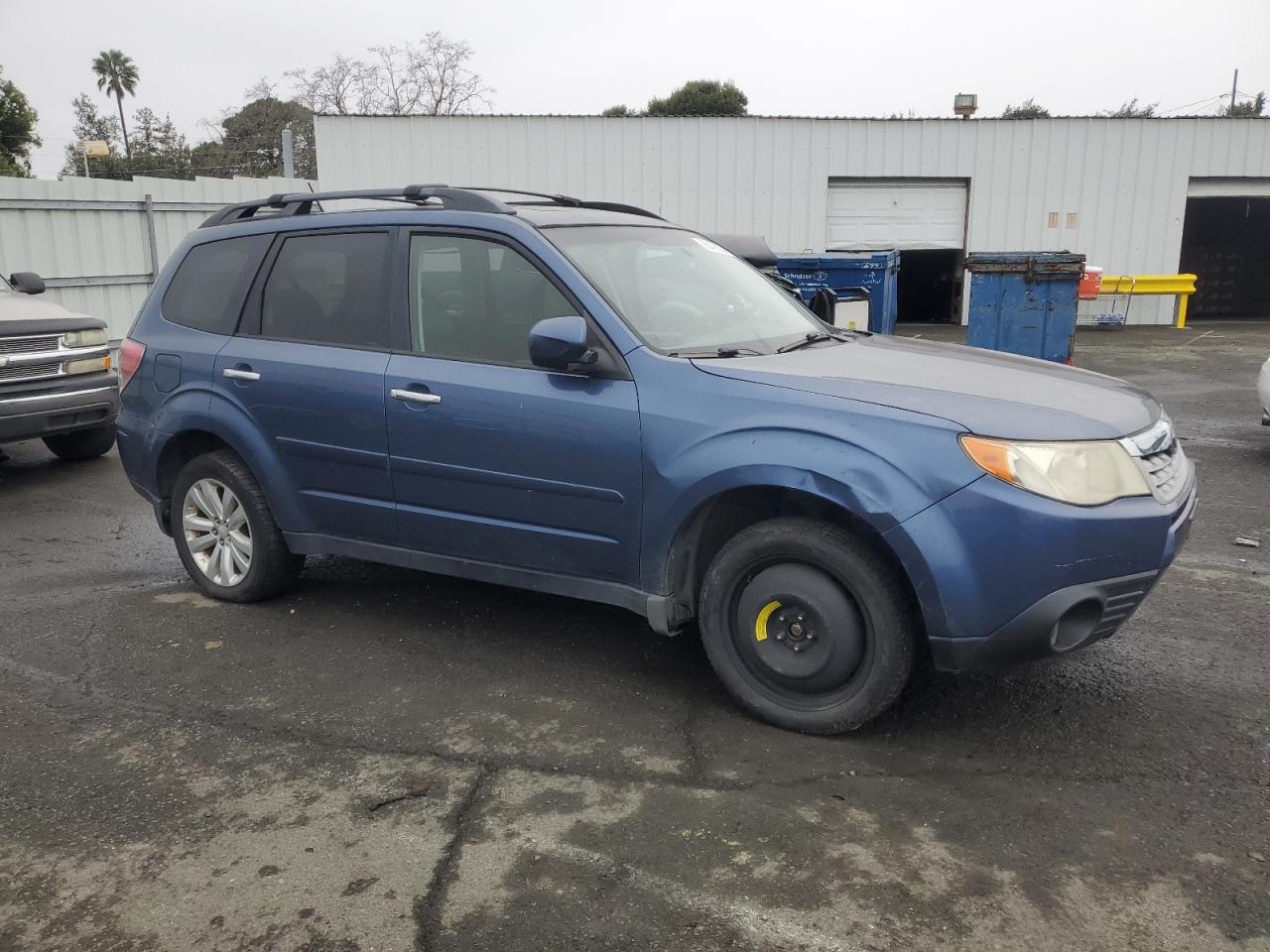 Lot #3033210817 2012 SUBARU FORESTER L