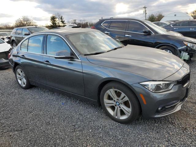 VIN WBA8D9G5XJNU68493 2018 BMW 3 SERIES no.4