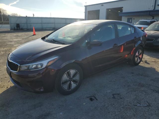 VIN 3KPFK4A73JE267956 2018 KIA FORTE no.1