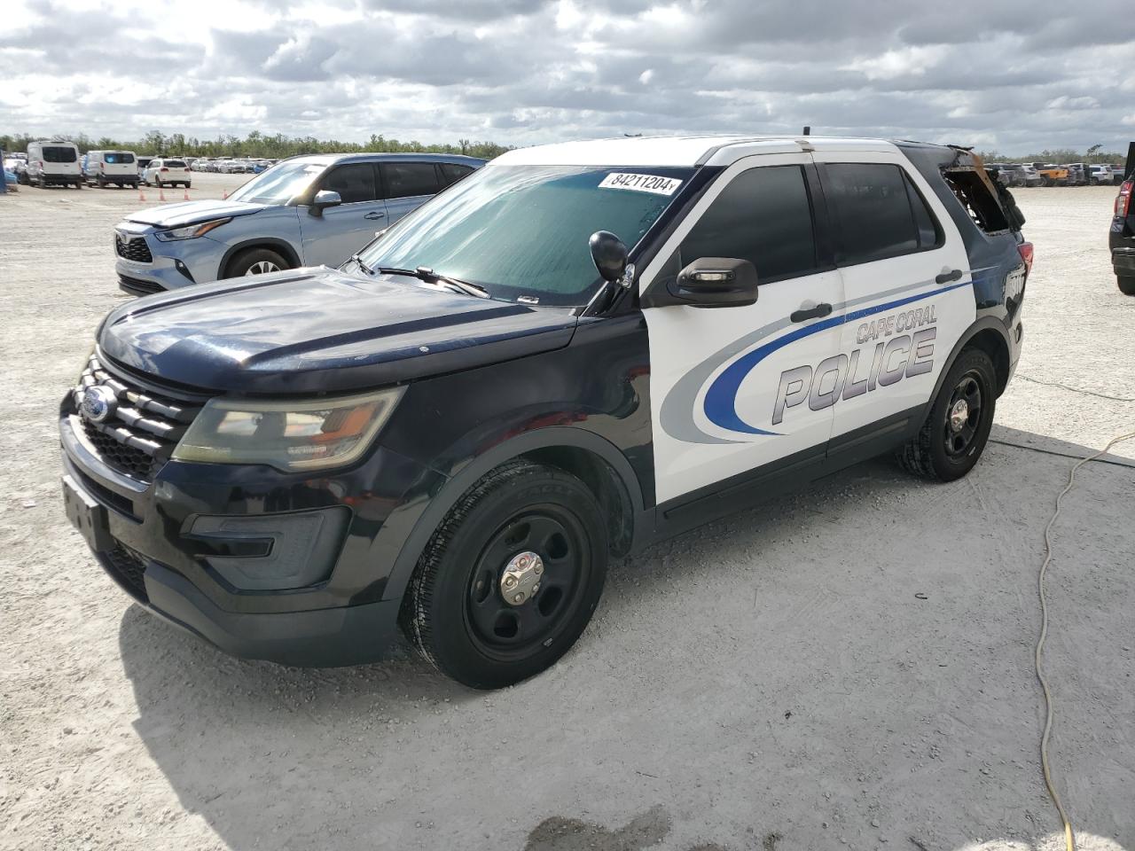  Salvage Ford Explorer