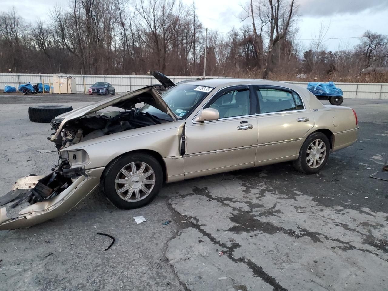 Lot #3040784797 2010 LINCOLN TOWN CAR S