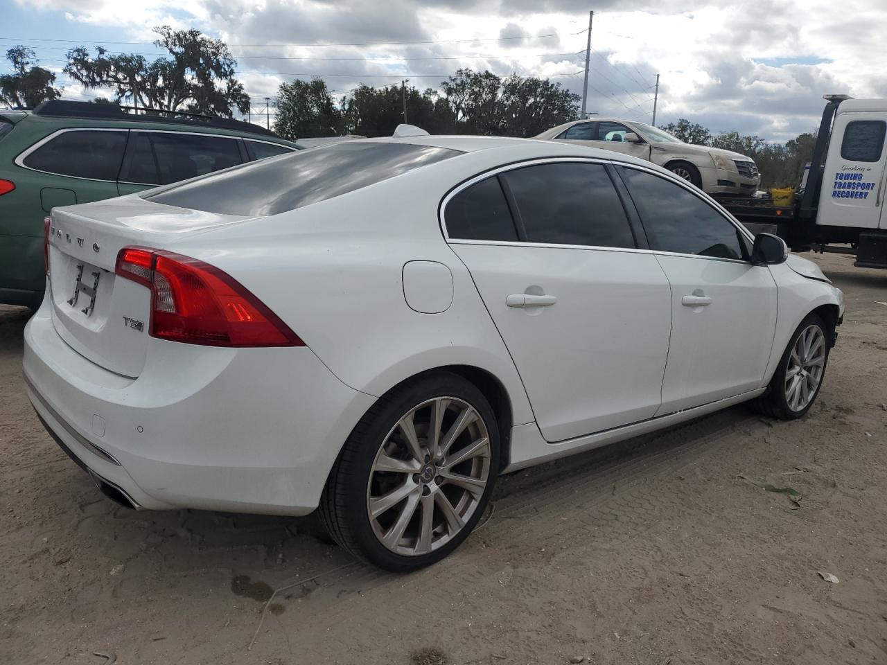 Lot #3030644087 2016 VOLVO S60 PREMIE