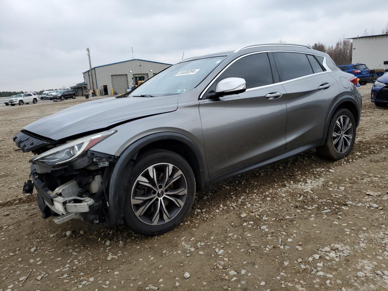INFINITI QX30 BASE